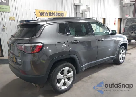 2021 Jeep Compass Latitude 4X4 from USA, damaged, VIN 3C4NJDBB8MT587839